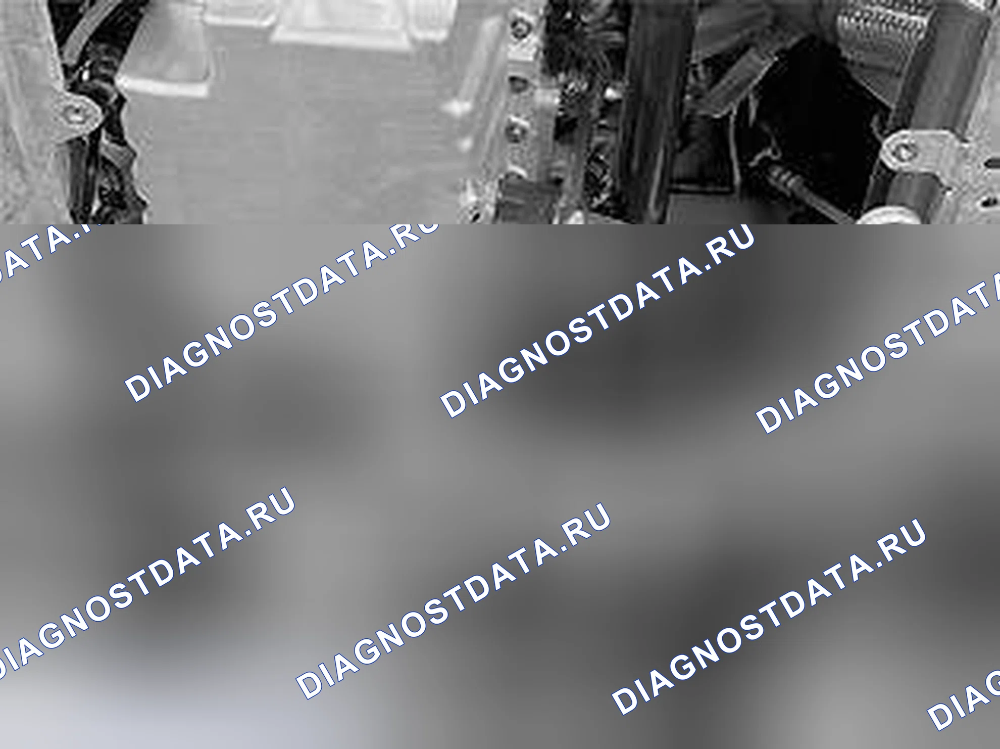 Рис. 2441: Установка сервопровода в держатели. Volvo C70 I