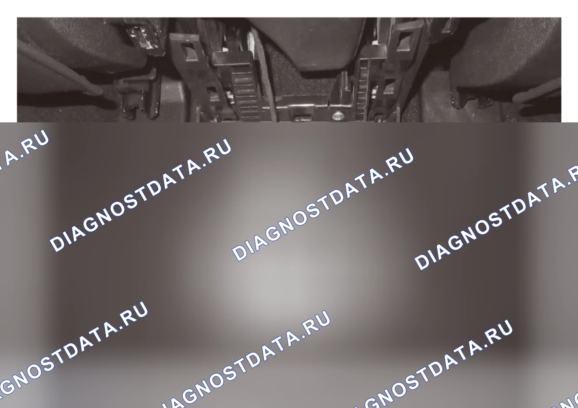 Как снять и установить низкочастотные антенные агрегаты четыре - после приборной панелей — Wey Vv6. Wey VV6 I