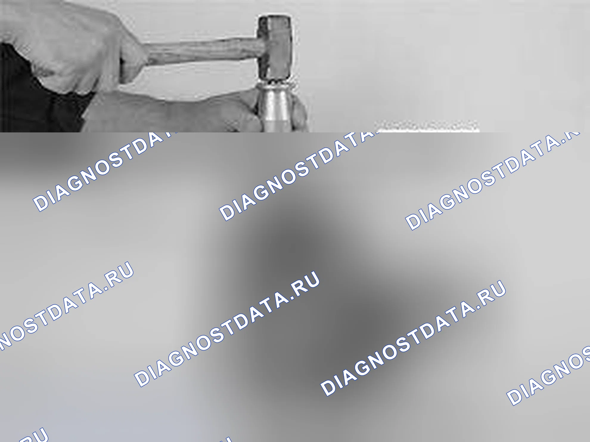 Рис. 586: Снятие уплотнительного кольца. Volvo S60 I рестайлинг