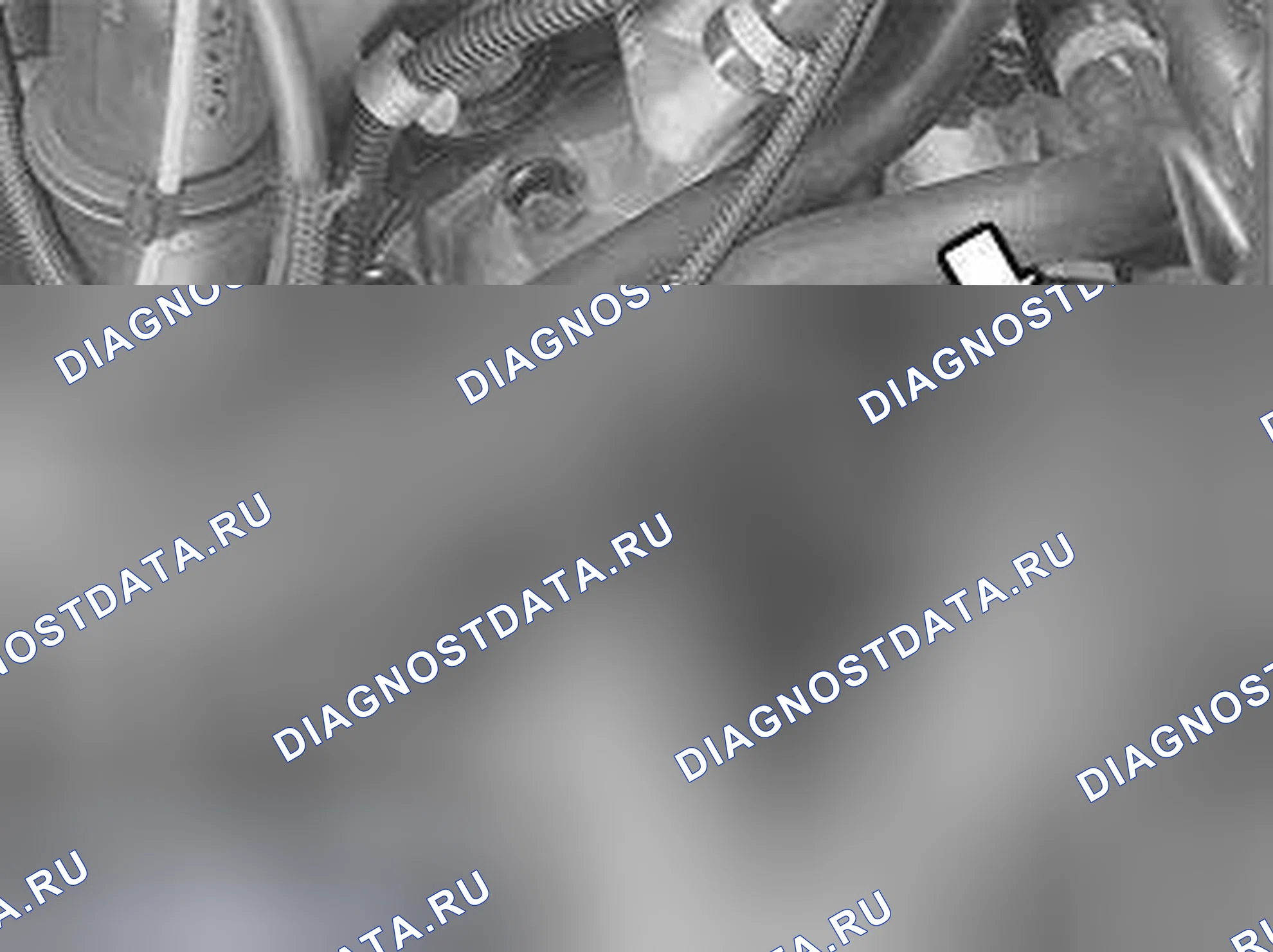 Рис. 629: Снятие винтов с зажимов кабельного жгута. Volvo C70 I