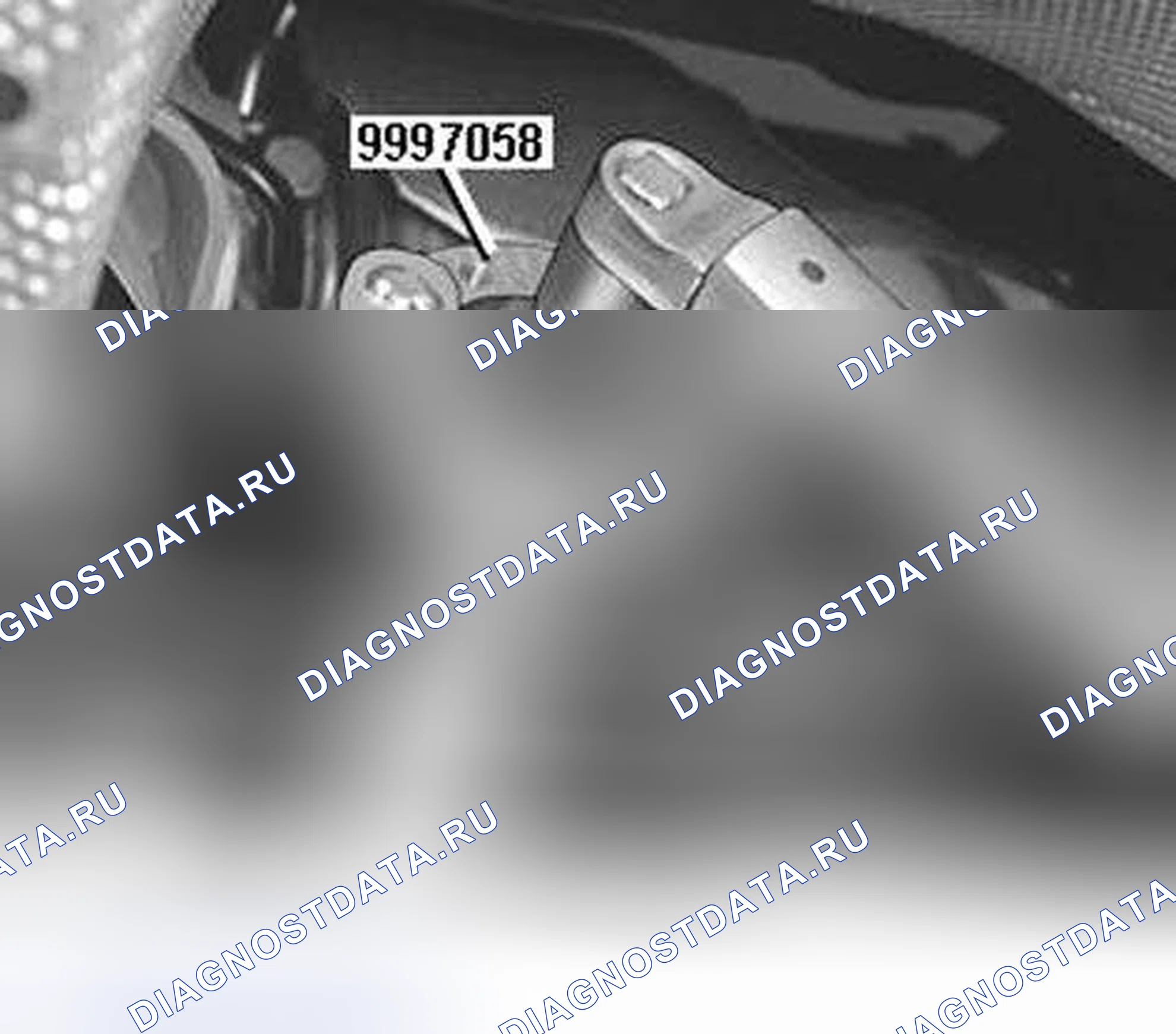 Рис. 170: Установка фланцевой гайки. Volvo S40 II