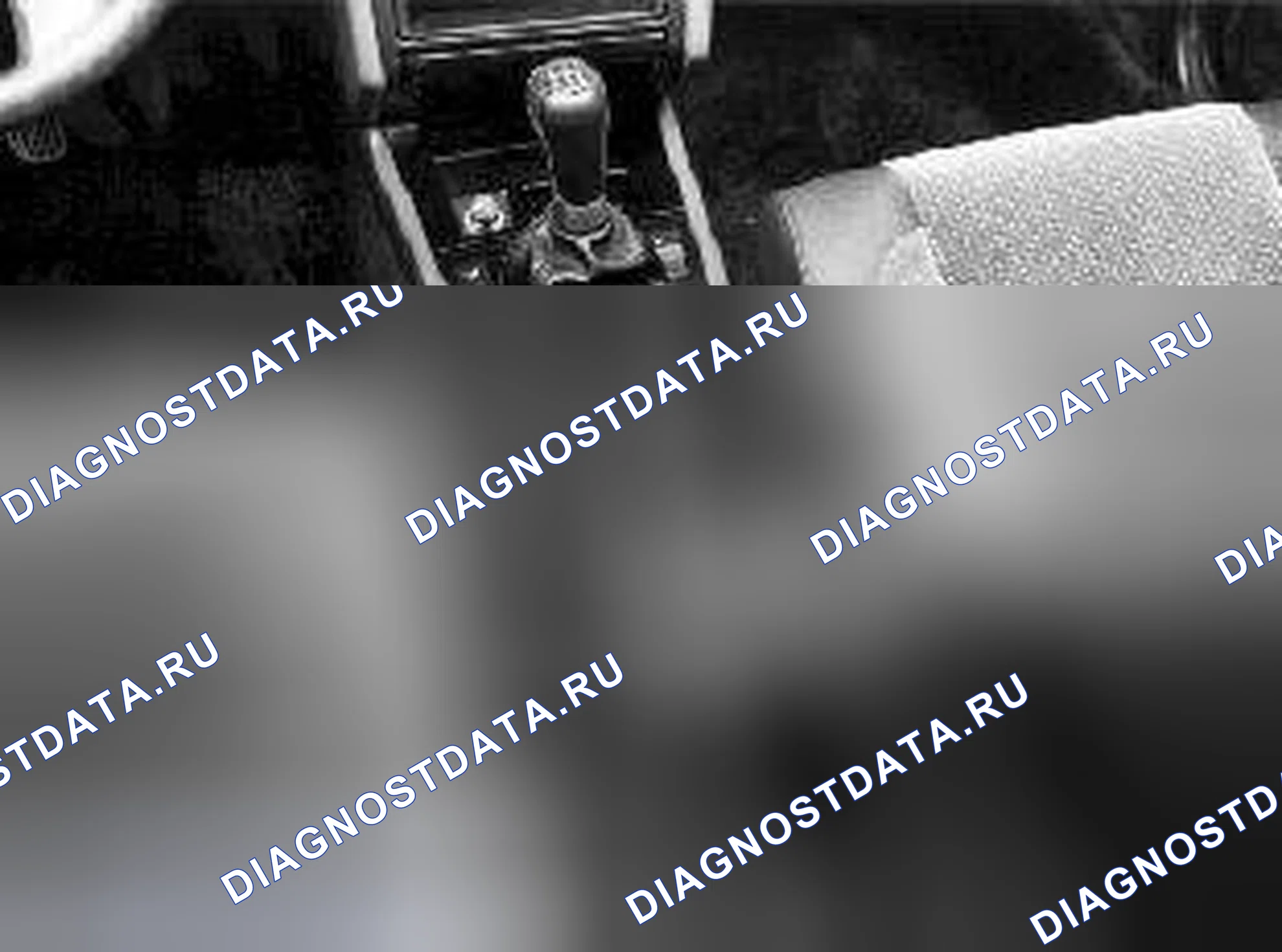 Рис. 893: Установка грейфера переключения передач. Volvo C70 I