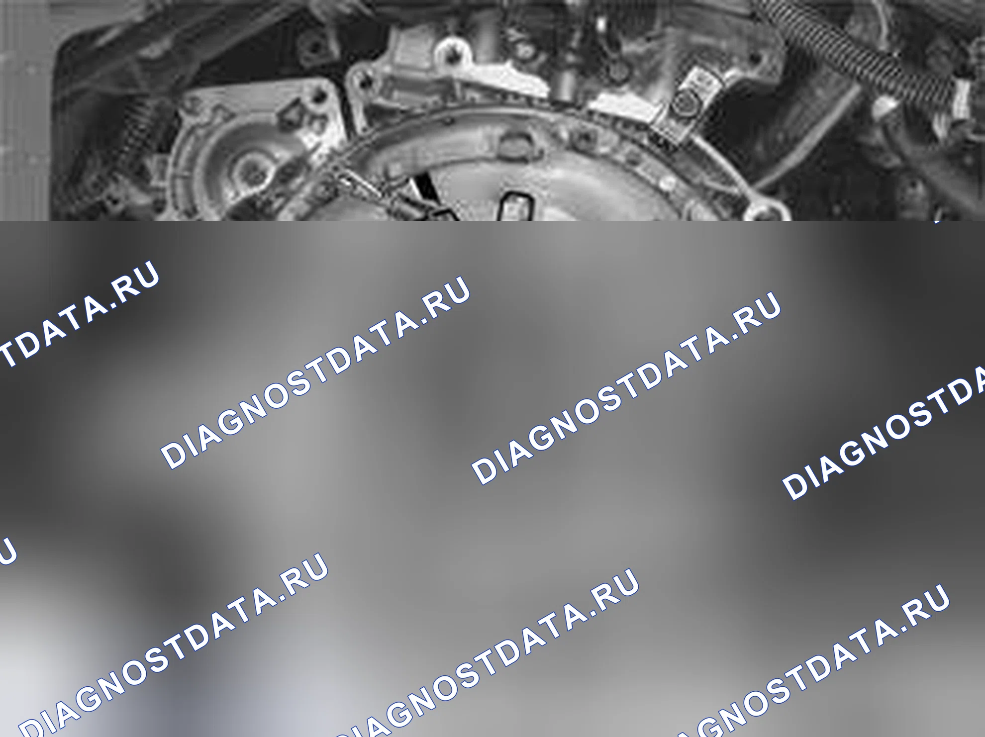Рис. 64: Установка компрессионного инструмента. Volvo S60 I