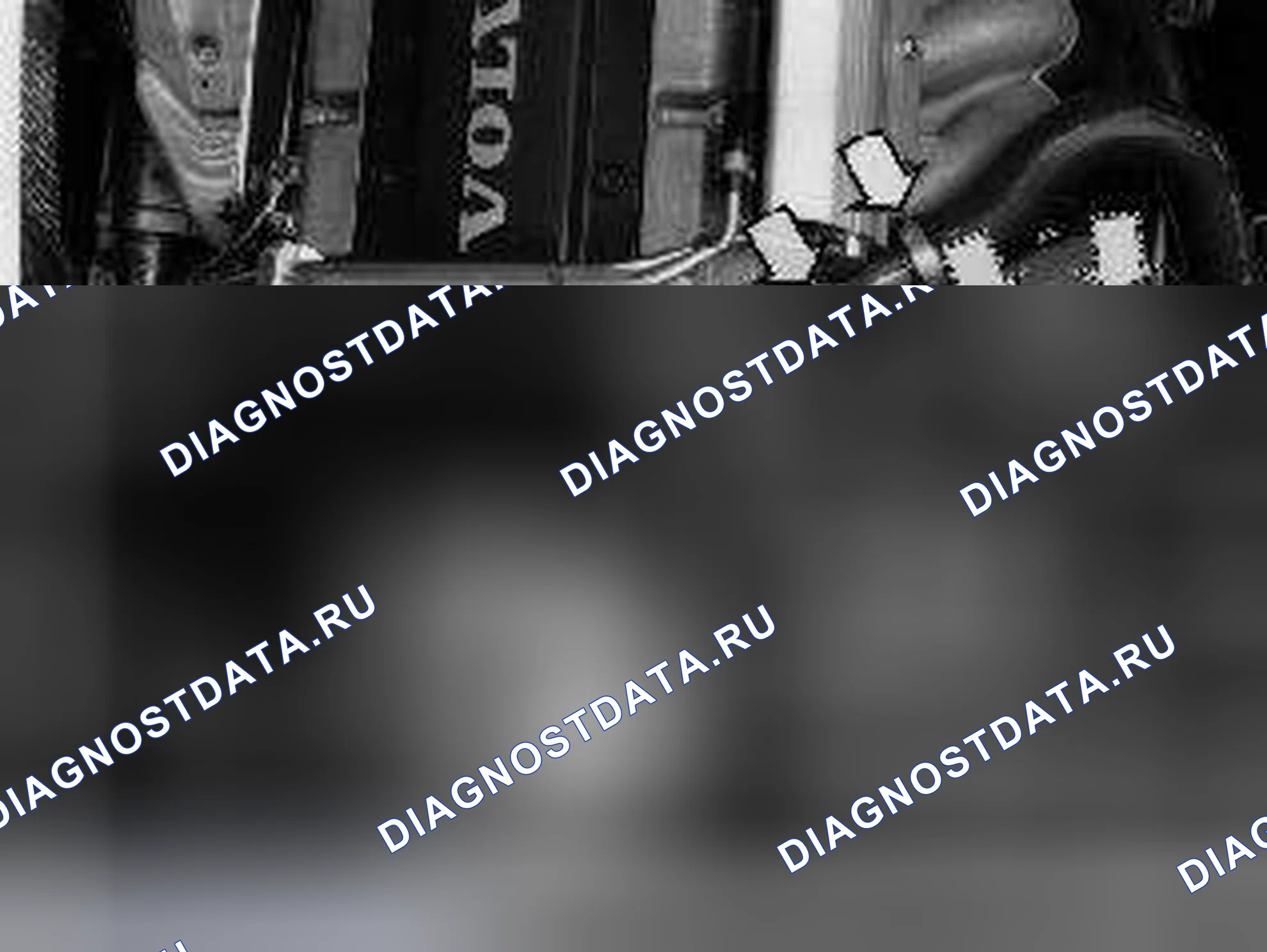 Рис. 768: Монтаж шлангов охлаждения. Volvo C70 I