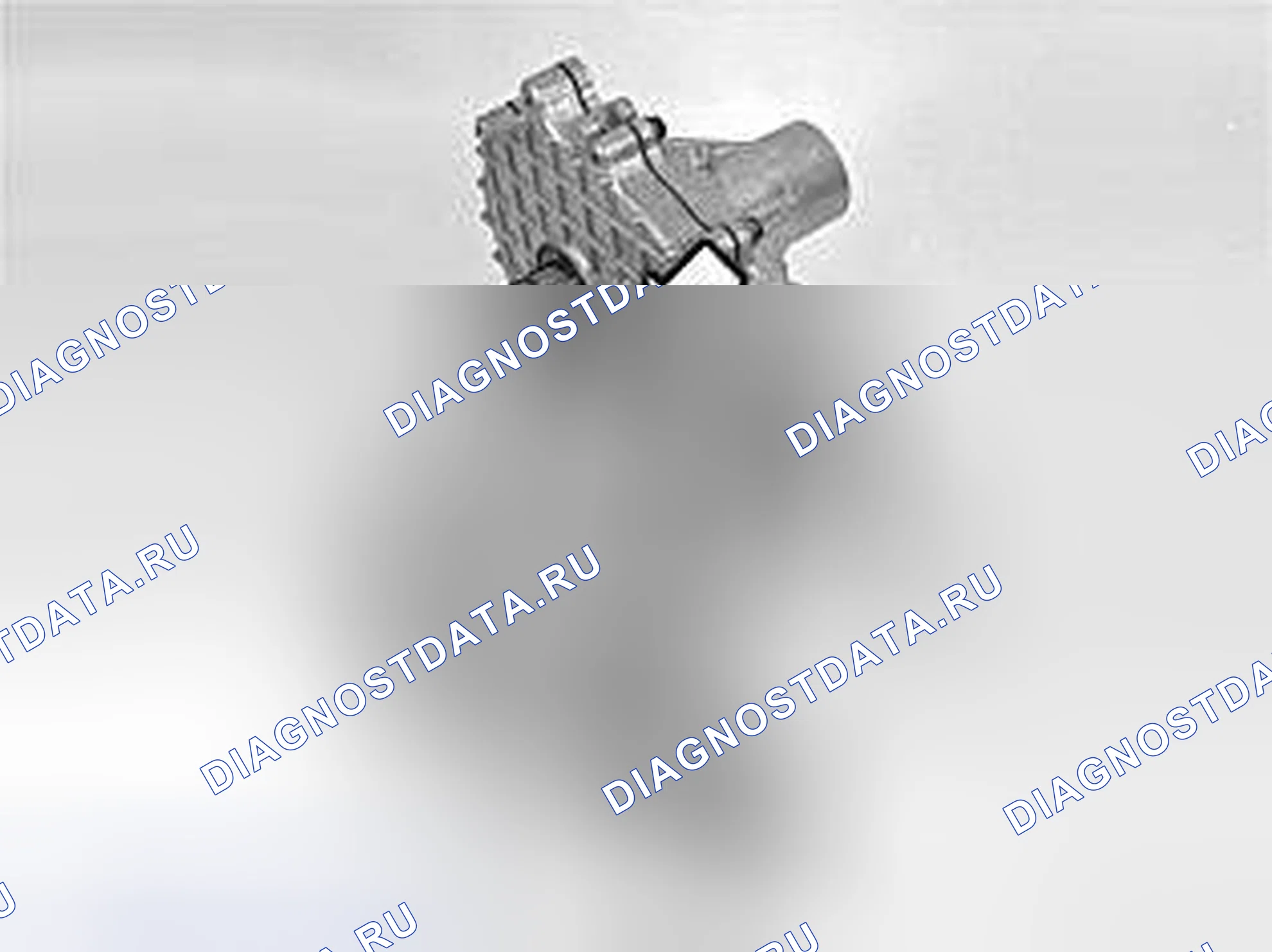 Рис. 203: Разделение корпуса конического зубчатого колеса / цепи. Volvo C70 I