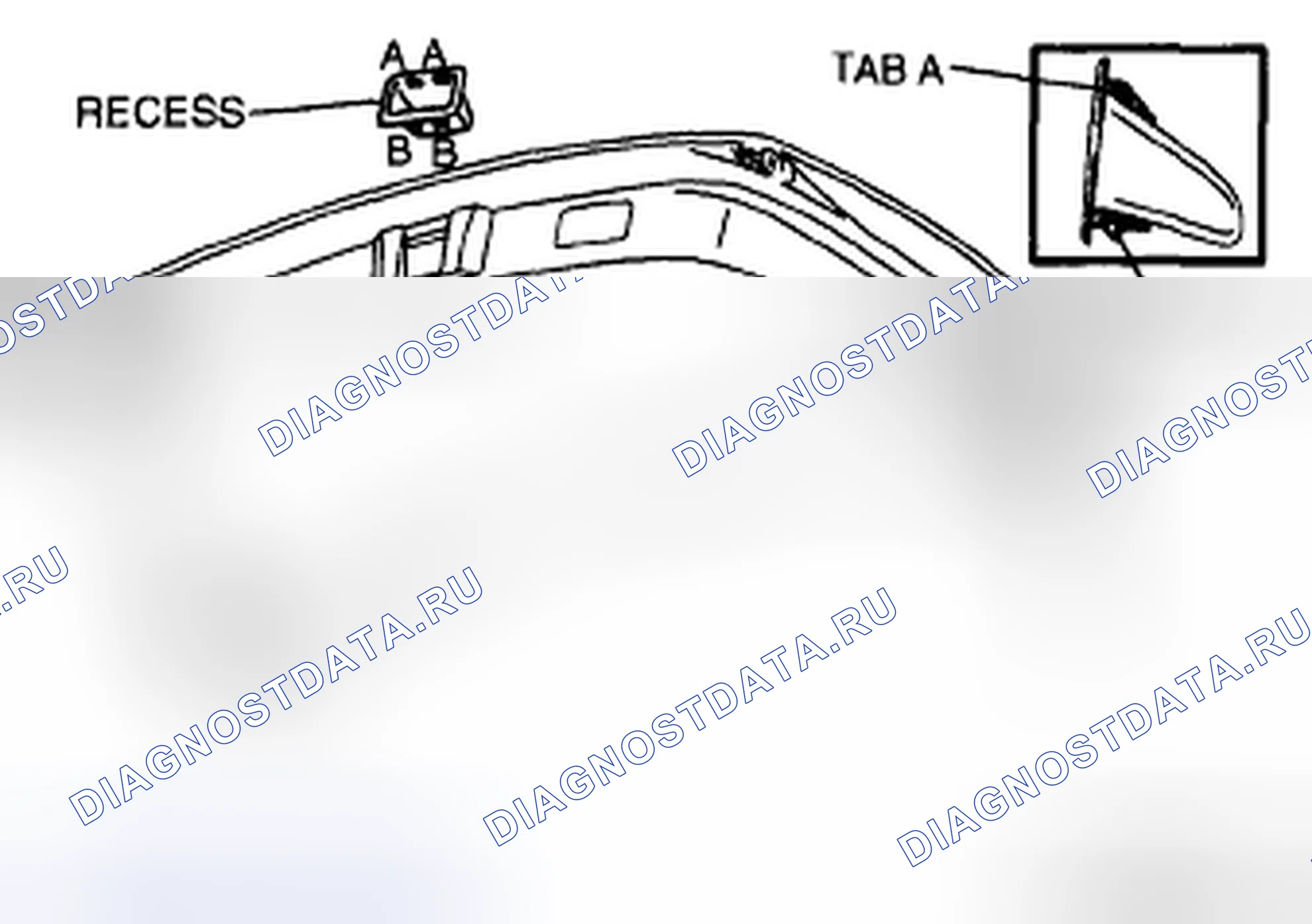 Рис. 85: ДЕМОНТАЖ / МОНТАЖ НИЖНЕГО ТРИММЕРА дверь багажника. Mazda CX-7 I