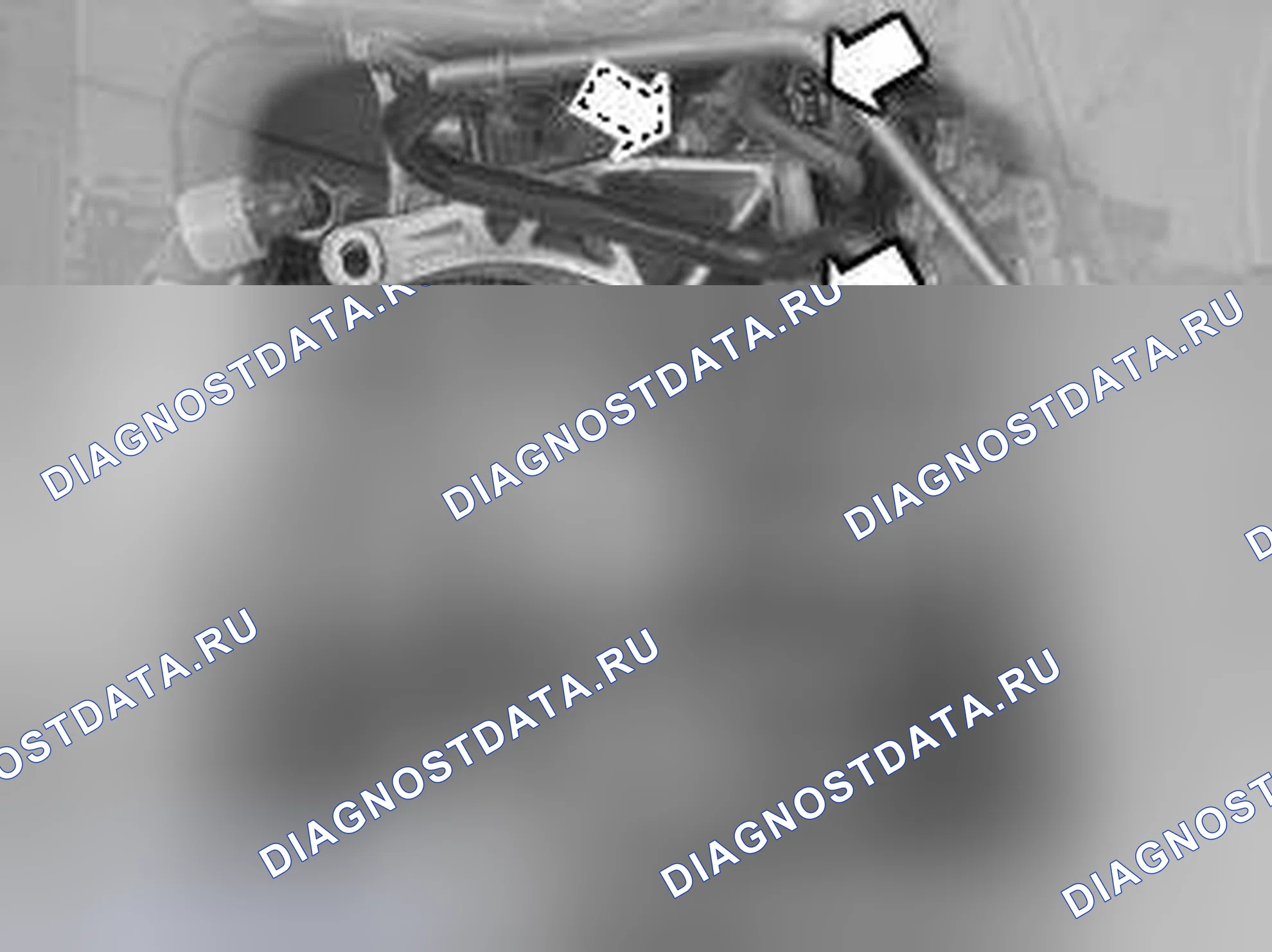 Рис. 38: УСТАНОВКА КРОНШТЕЙНА ДЛЯ ТОРЦА КОРОБКИ ПЕРЕДАЧ. Volvo XC90 I рестайлинг