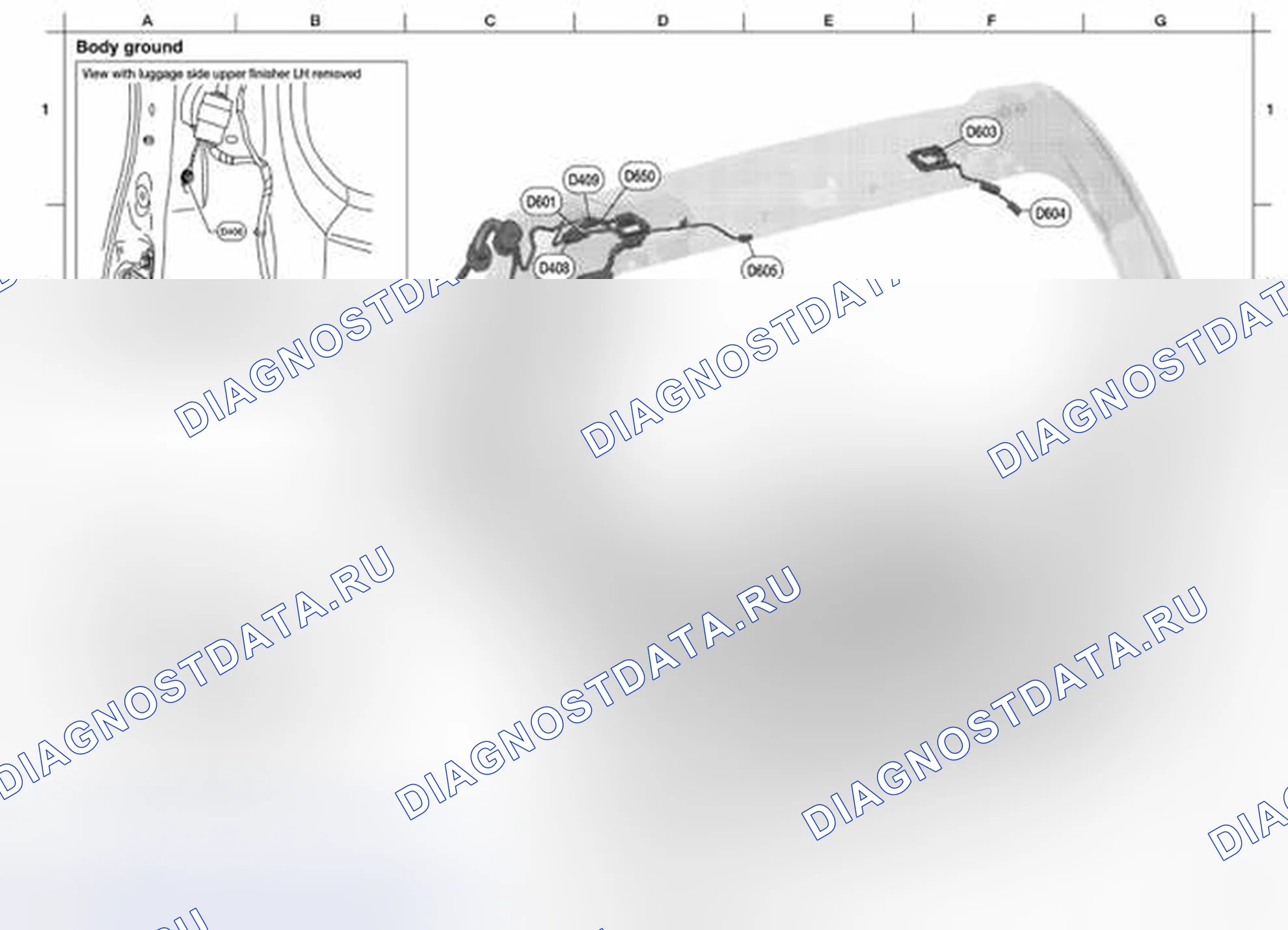 Рис. 46: Идентификация подвесной системы задней двери. Nissan Pathfinder III