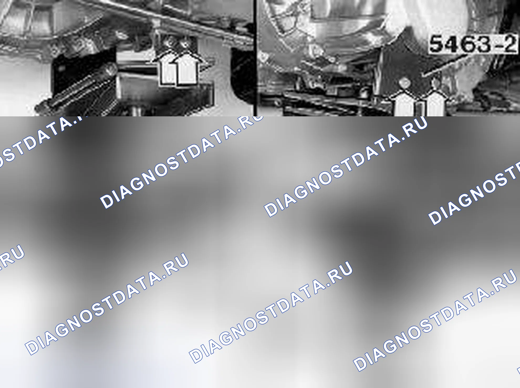 Рис. 49: Установка универсального инструмента 999 5972 и передаточного приспособления 999 5463 на домкрат. Volvo C70 I