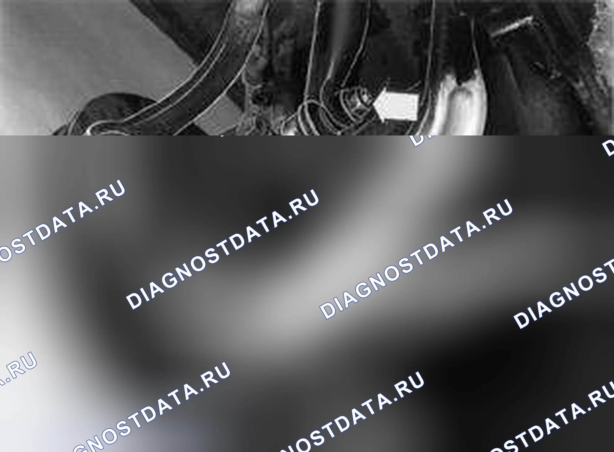 Рис. 849: Установка управляющего рычага / шарового шарнира на цапфовую ось. Volvo C70 I
