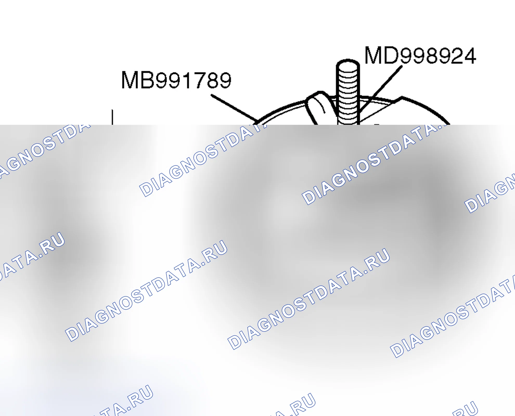 Рис. 323: > > УСТАНОВКА СТОПОРНОГО КОЛЬЦА < <. Mitsubishi Endeavor I