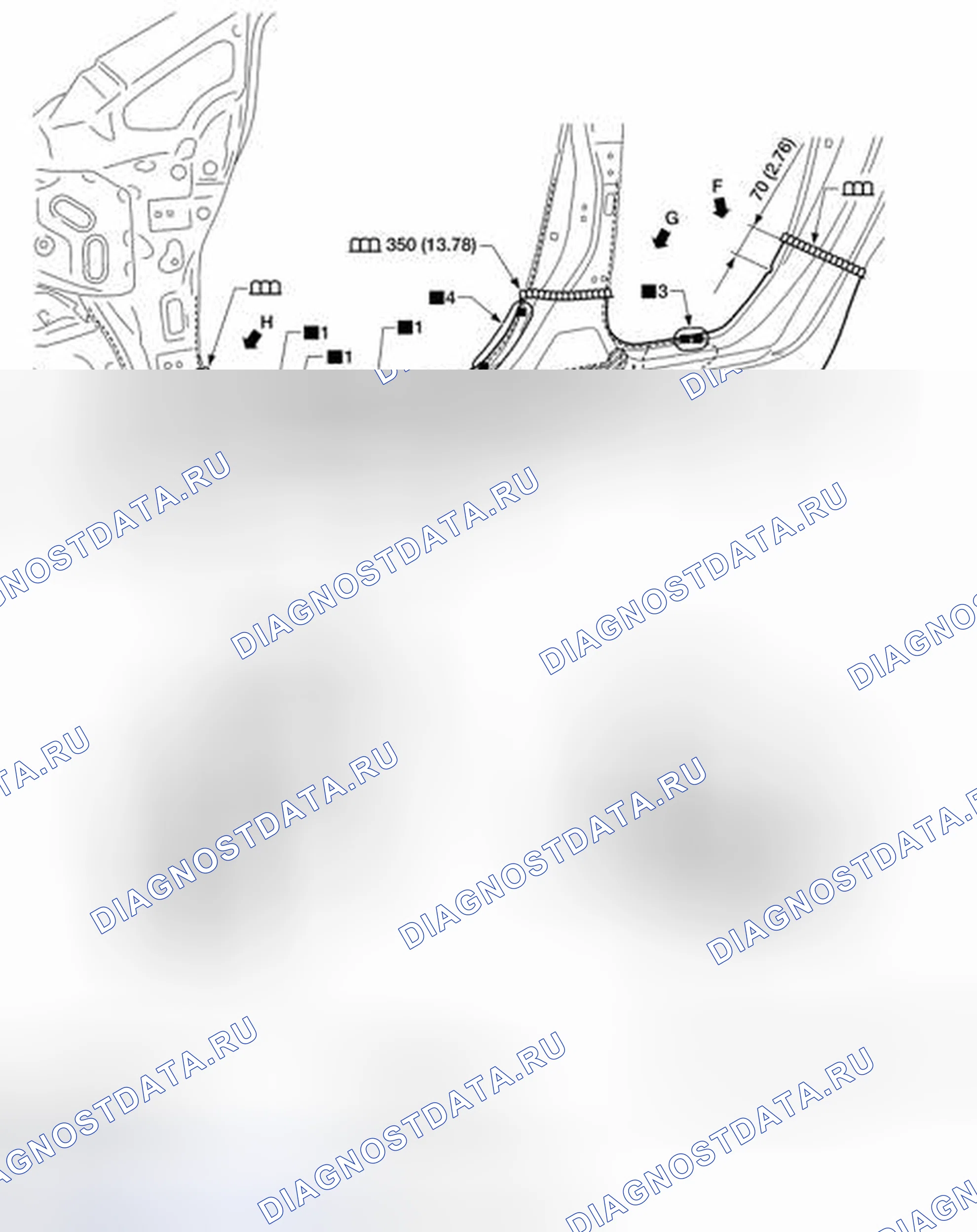 Рис. 187: Внешний подоконник. Nissan Leaf I