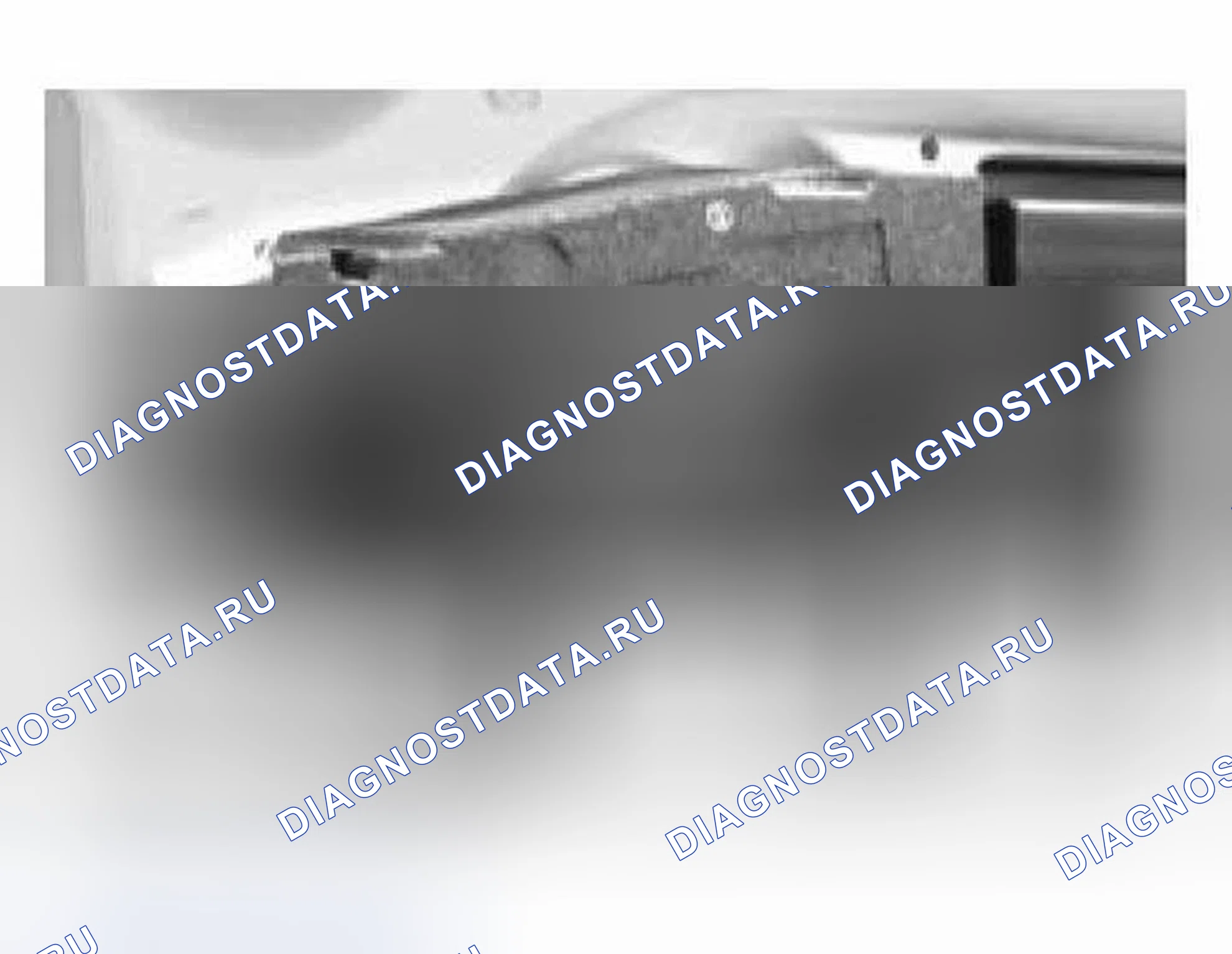 Рис. 116: FM-антенна в бампере. BMW Z4 E85/E86