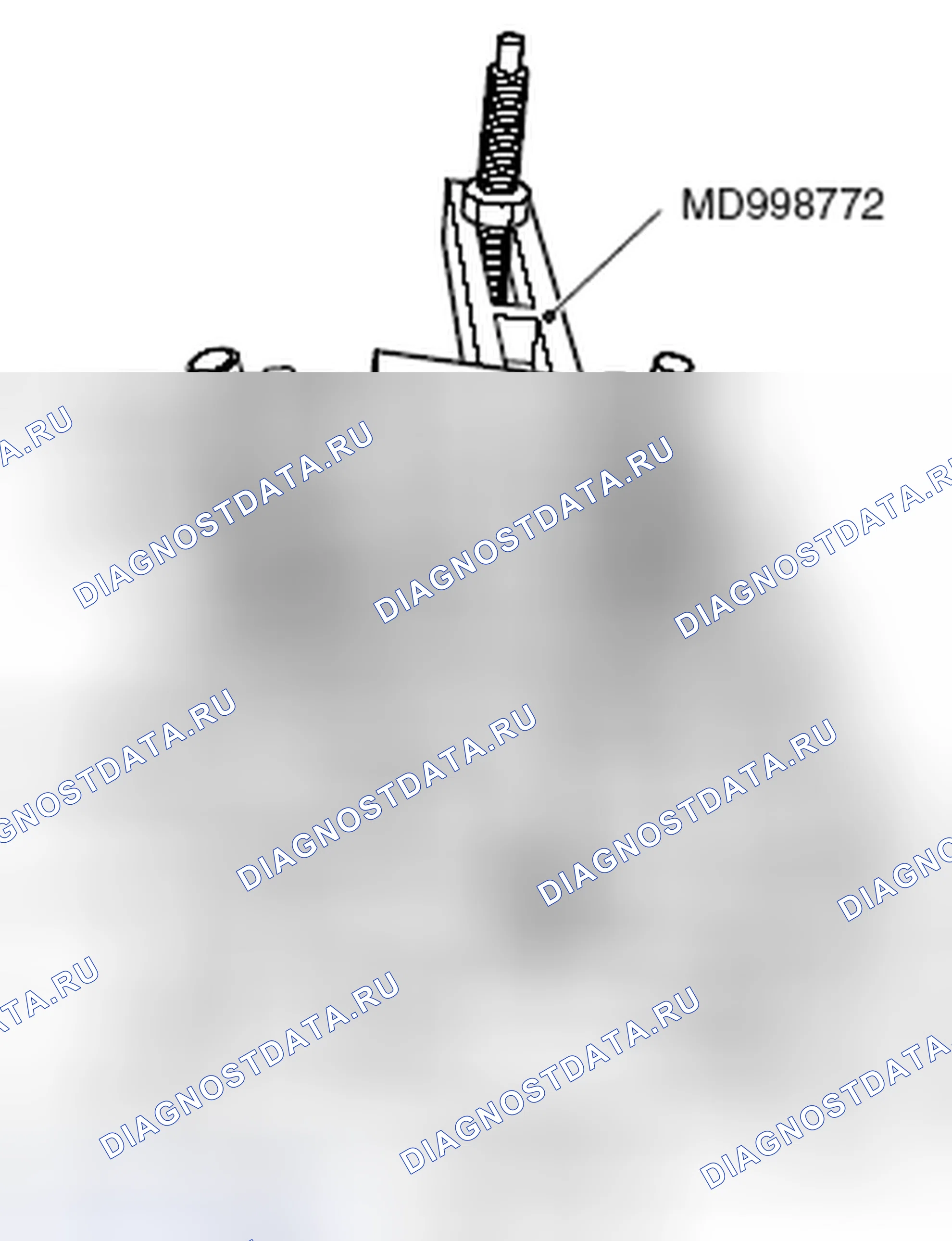 Рис. 259: < < D > > СНЯТИЕ ФИКСАТОРА ПРУЖИНЫ КЛАПАНА. Mazda MX-5 NB