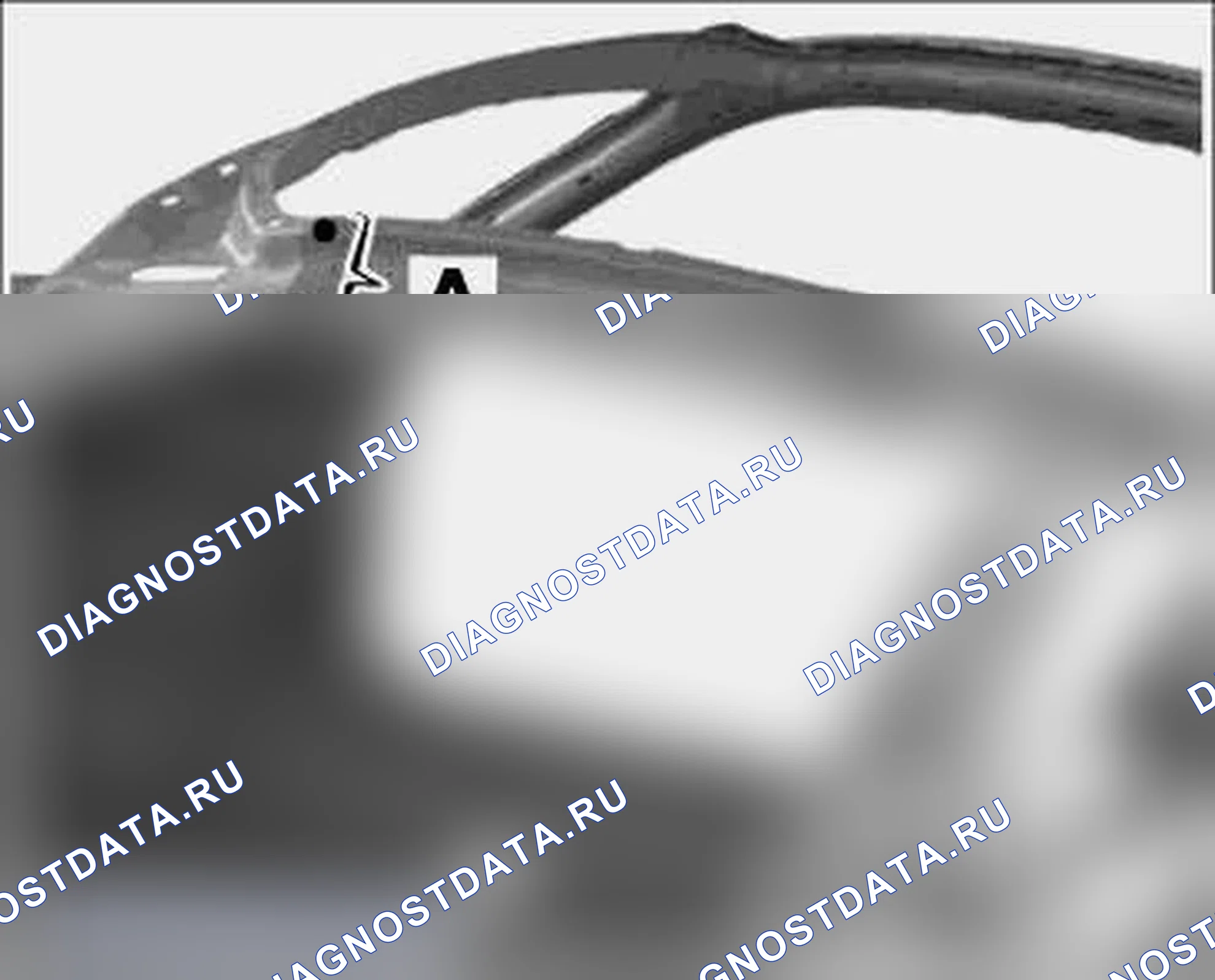 Рис. 522: Удаление армирования каркаса крыши. Porsche 911 GT3 997