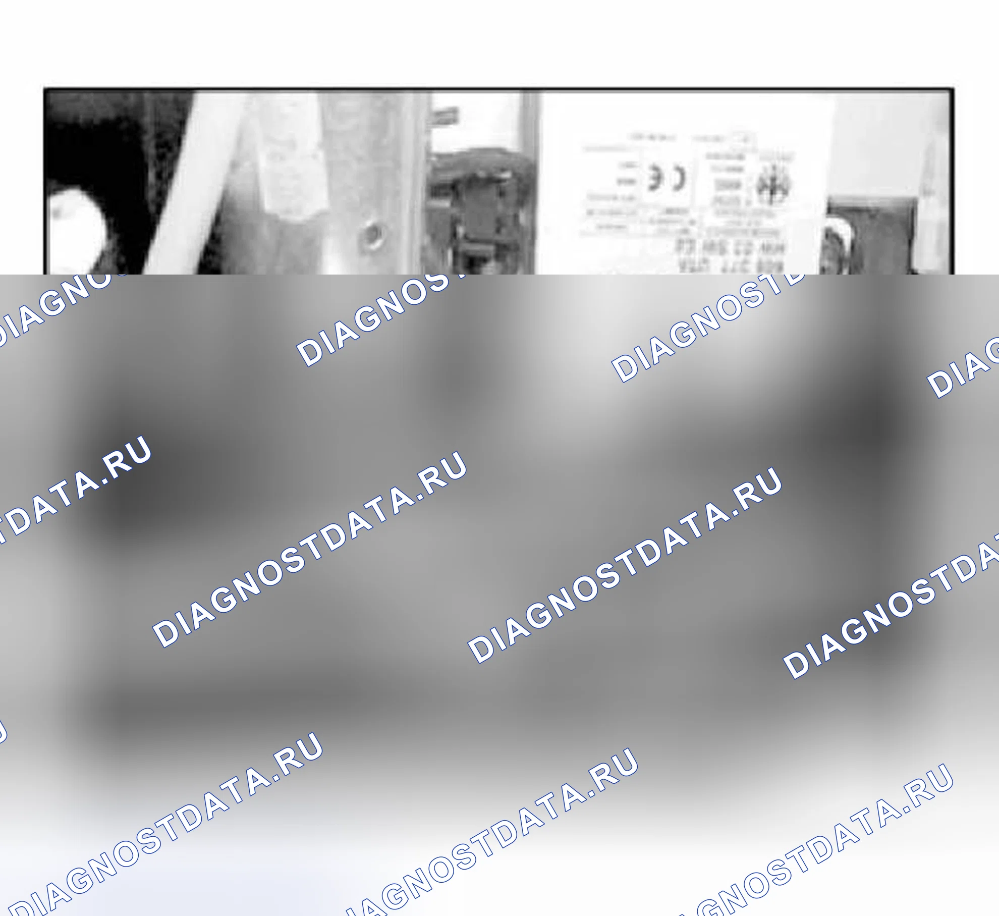 Рис. 22: 63 14 050 Замена рефлектора на колбу для левого вспомогательного указателя поворота. BMW Z8 E52