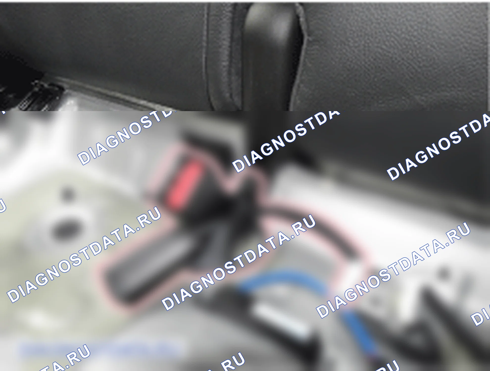 Замена пряжки заднего ремня безопасности. Hyundai i20 GB