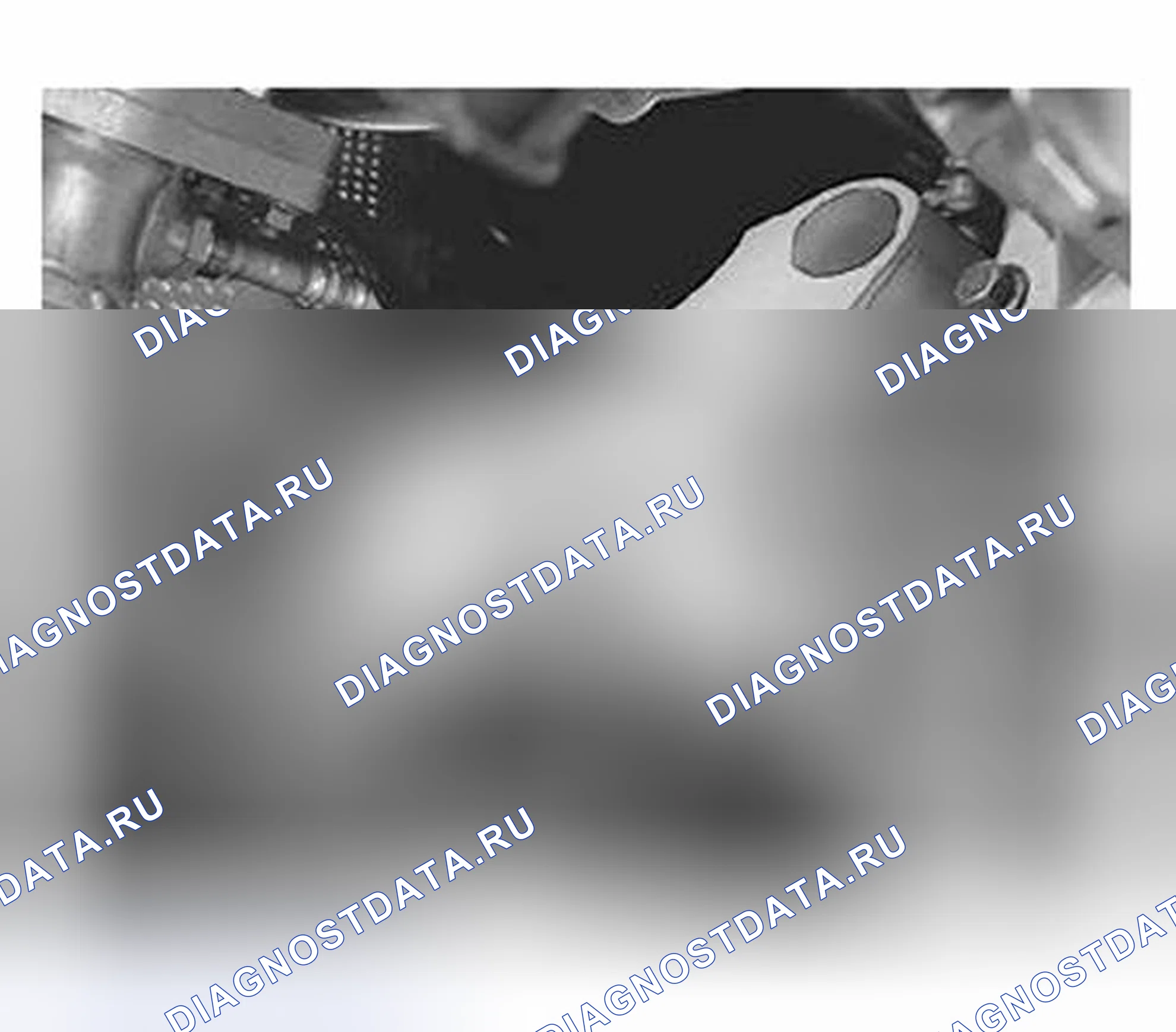 Рис. 39: Снятие задней опоры двигателя с коробки передач. Volvo C70 I