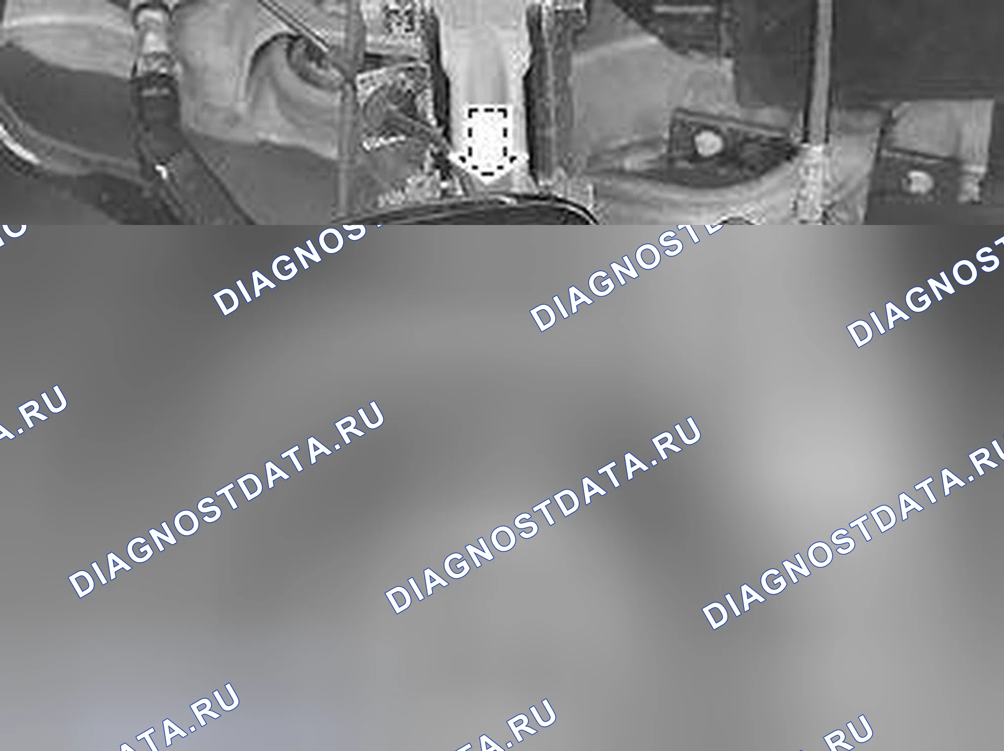 Рис. 52: Снятие винта для правого приводного вала. Volvo XC70 I рестайлинг