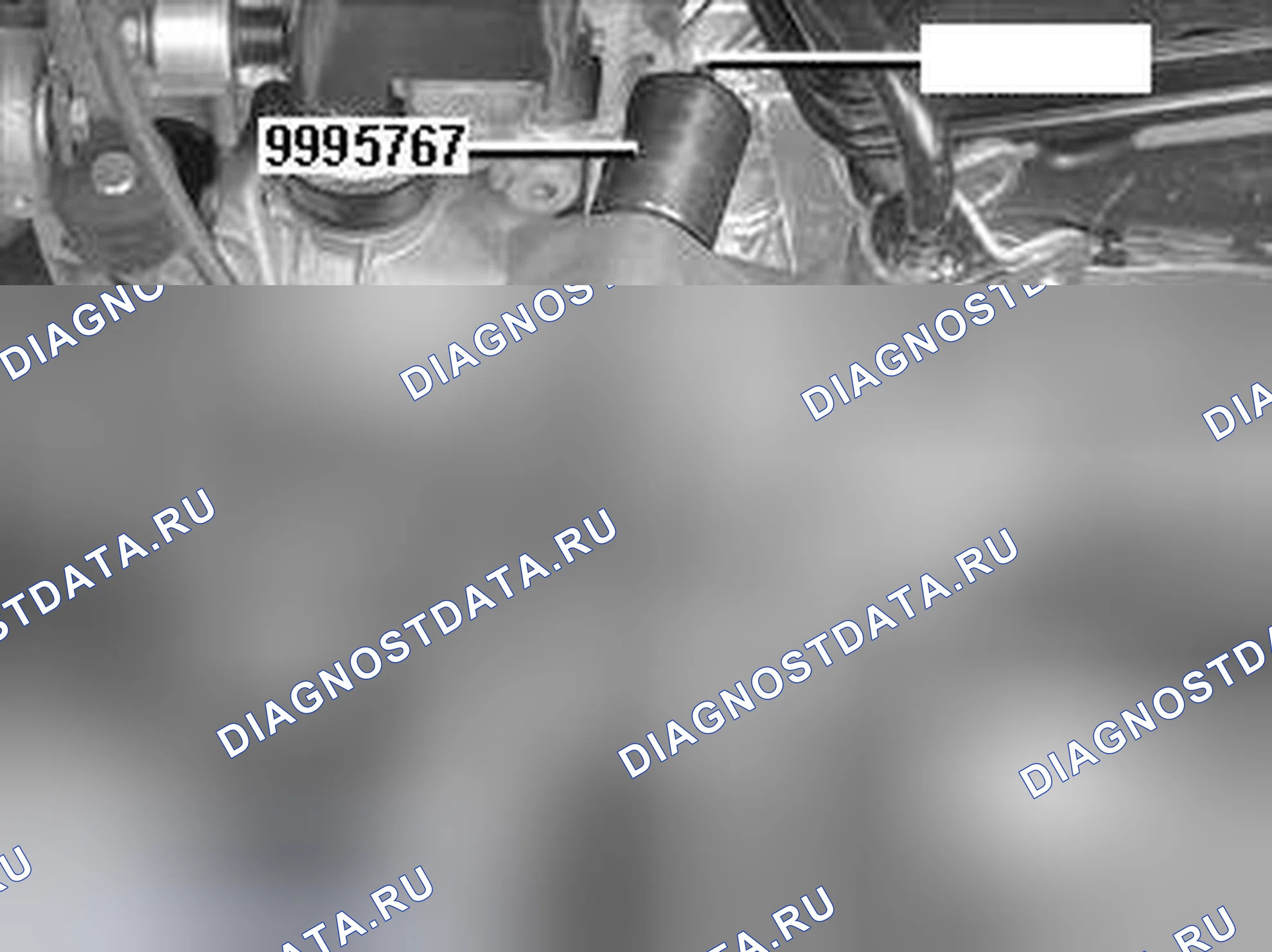 Рис. 119: Снятие передней втулки с корпуса бортового редуктора. Volvo S60 I