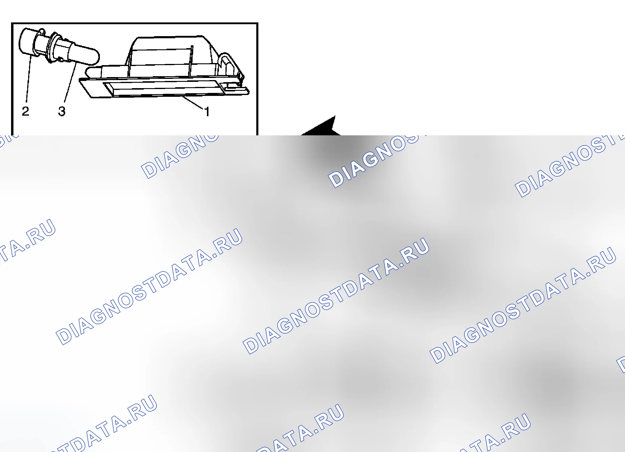 Рис. 52: Замена задней фонари подсветки номера (с BRM и RHD). Hummer H3 I