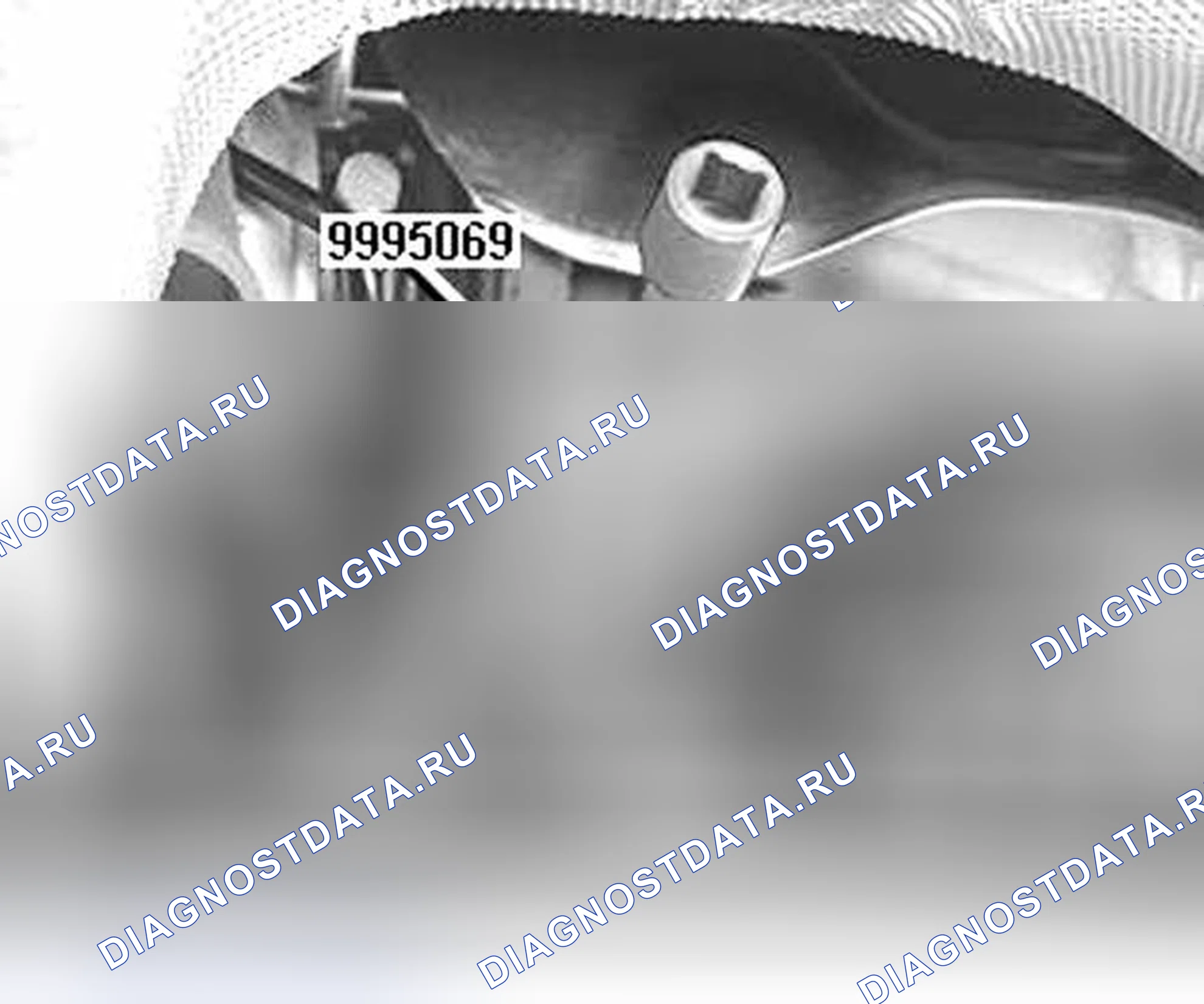 Рис. 605: Снятие уплотнения шестерни. Volvo S80 I рестайлинг