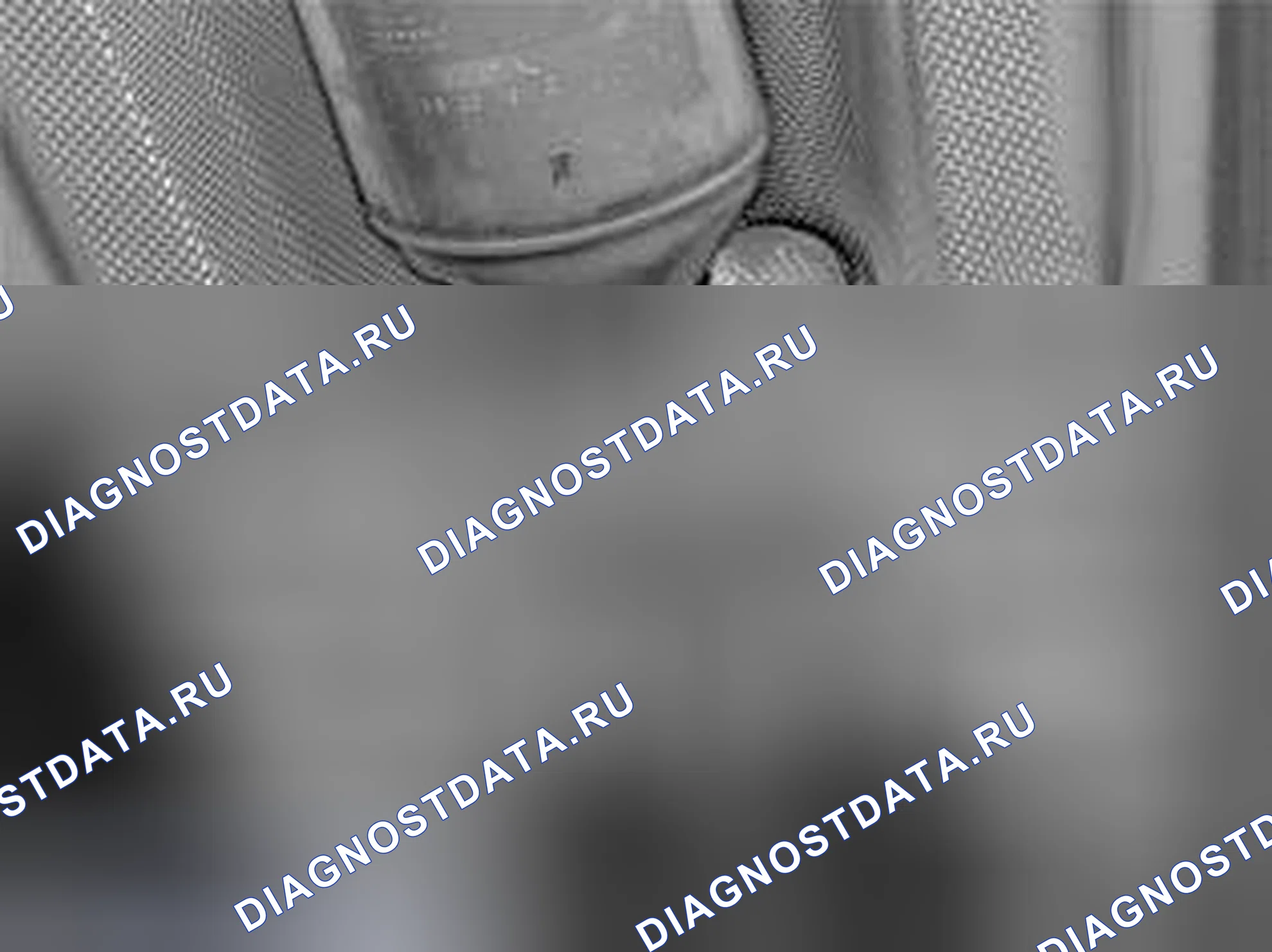 Рис. 613: ДЕМОНТАЖ КРЕПЛЕНИЯ ЦЕНТРАЛЬНОГО ПОДШИПНИКА карданного валА. Volvo XC90 I