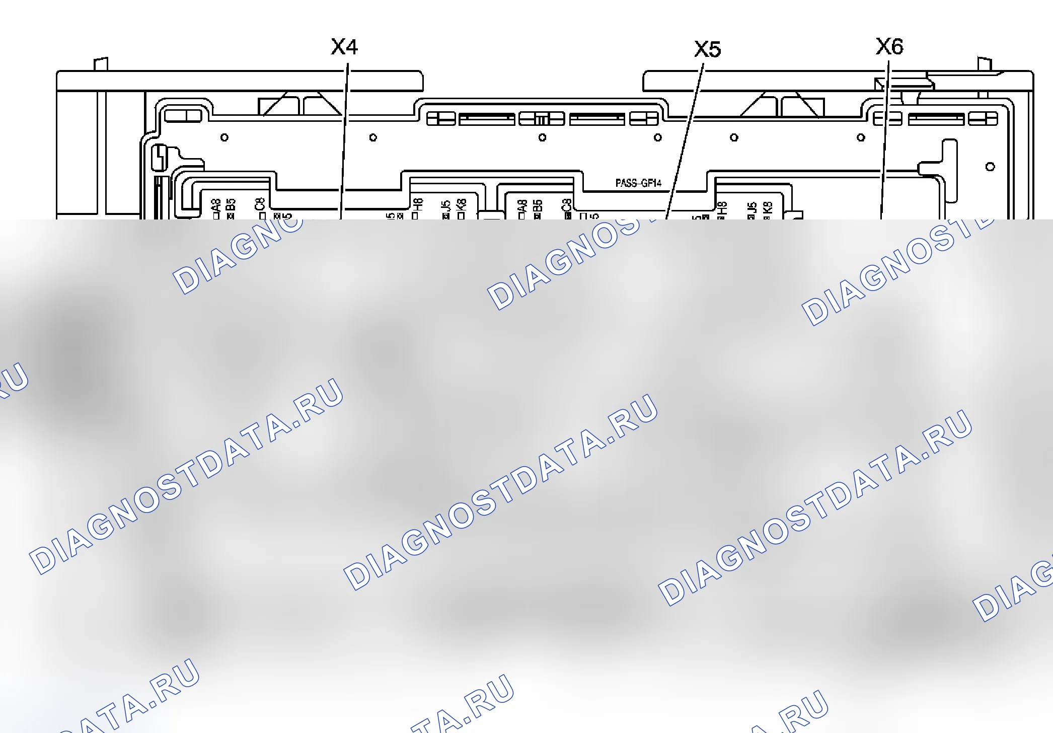 Рис. 120: Блок предохранителей - под капотом, вид снизу. Chevrolet Silverado 2500 HD 