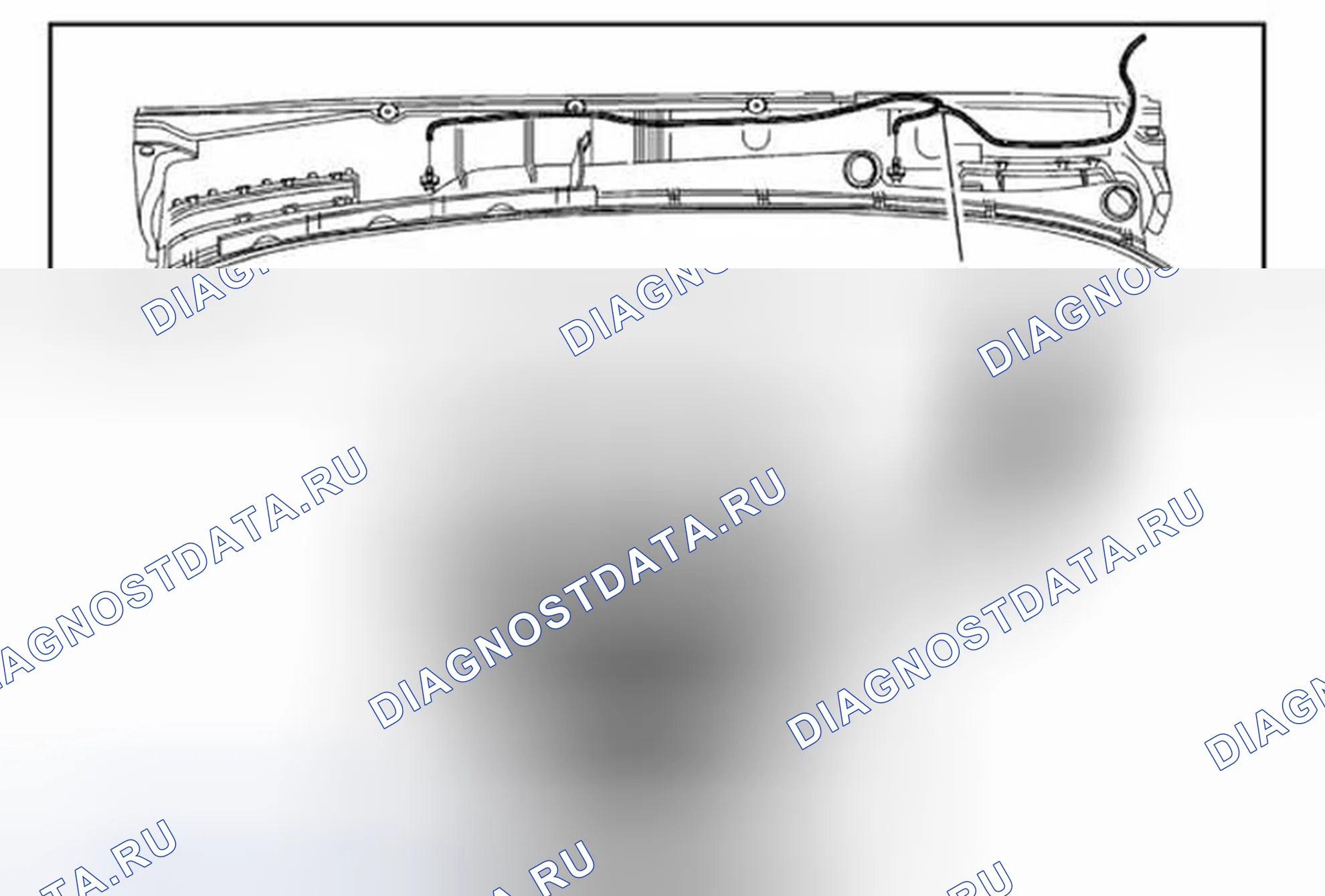 Рис. 12: Замена шланга контейнера растворителя омывателя ветрового стекла. Buick Encore I