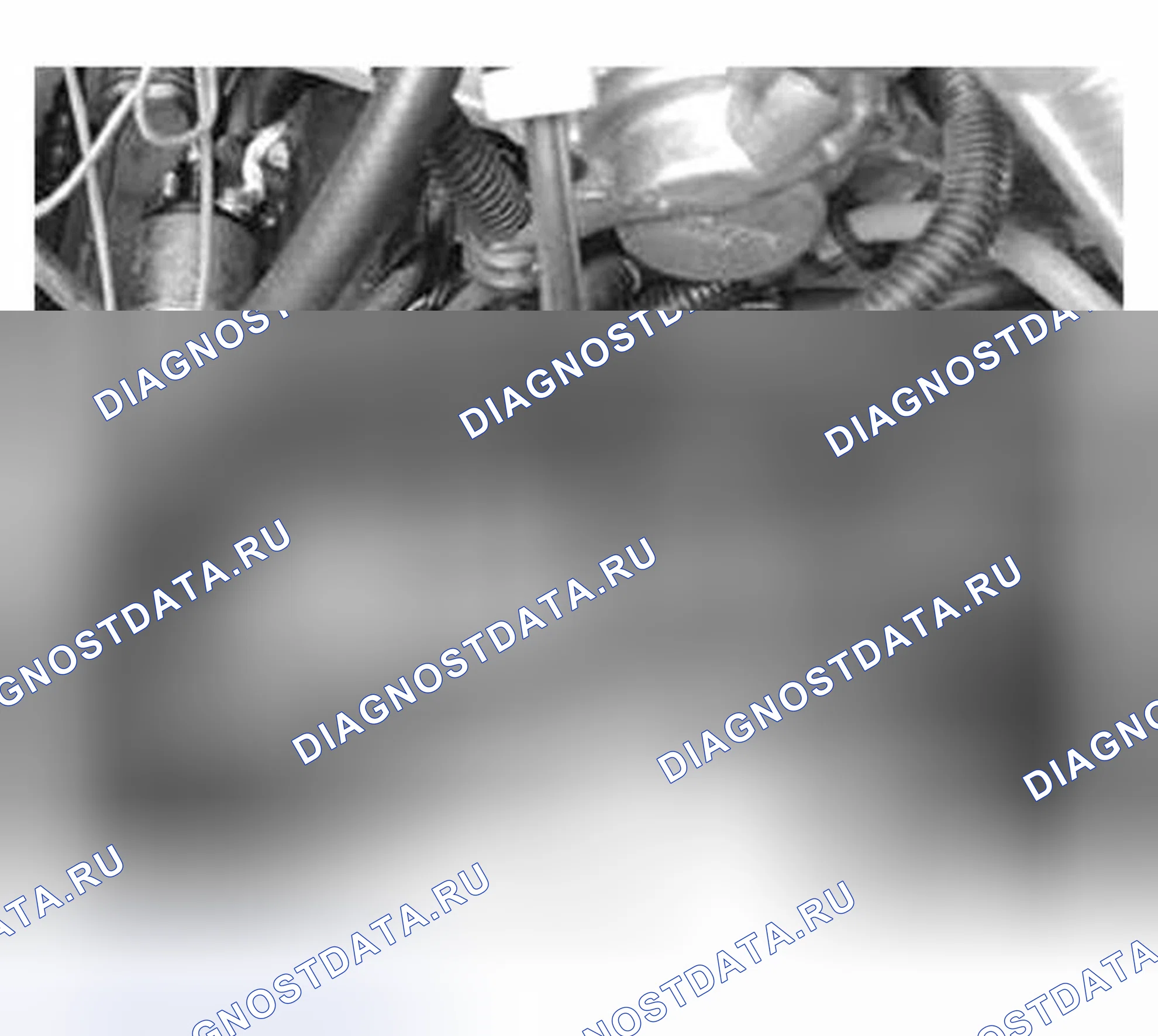 Рис. 97: Удаление винтов для коробки передач и стартера, а также масса. Volvo XC90 I