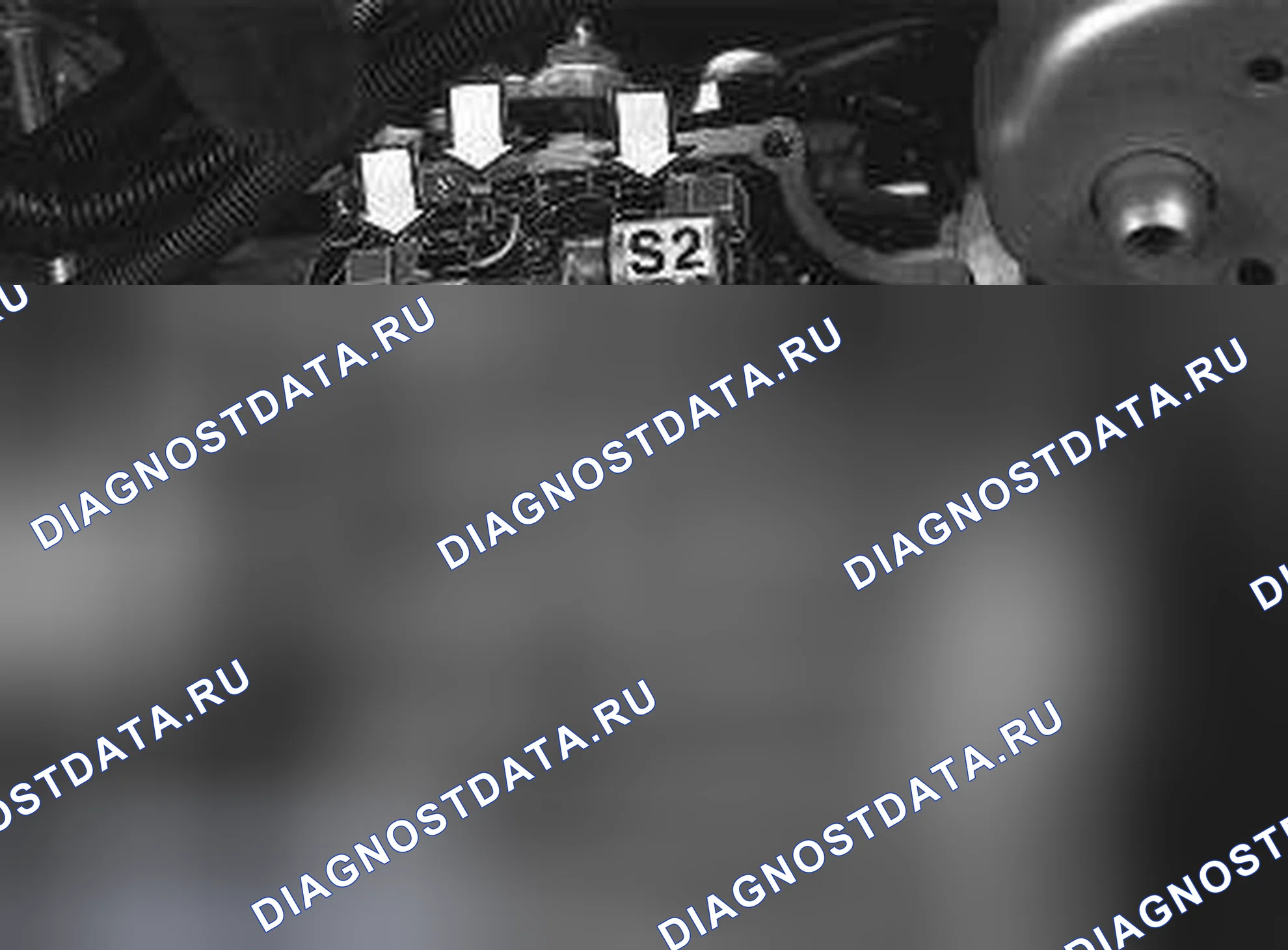 Рис. 845: Соединительный кабельный жгут. Volvo C70 I
