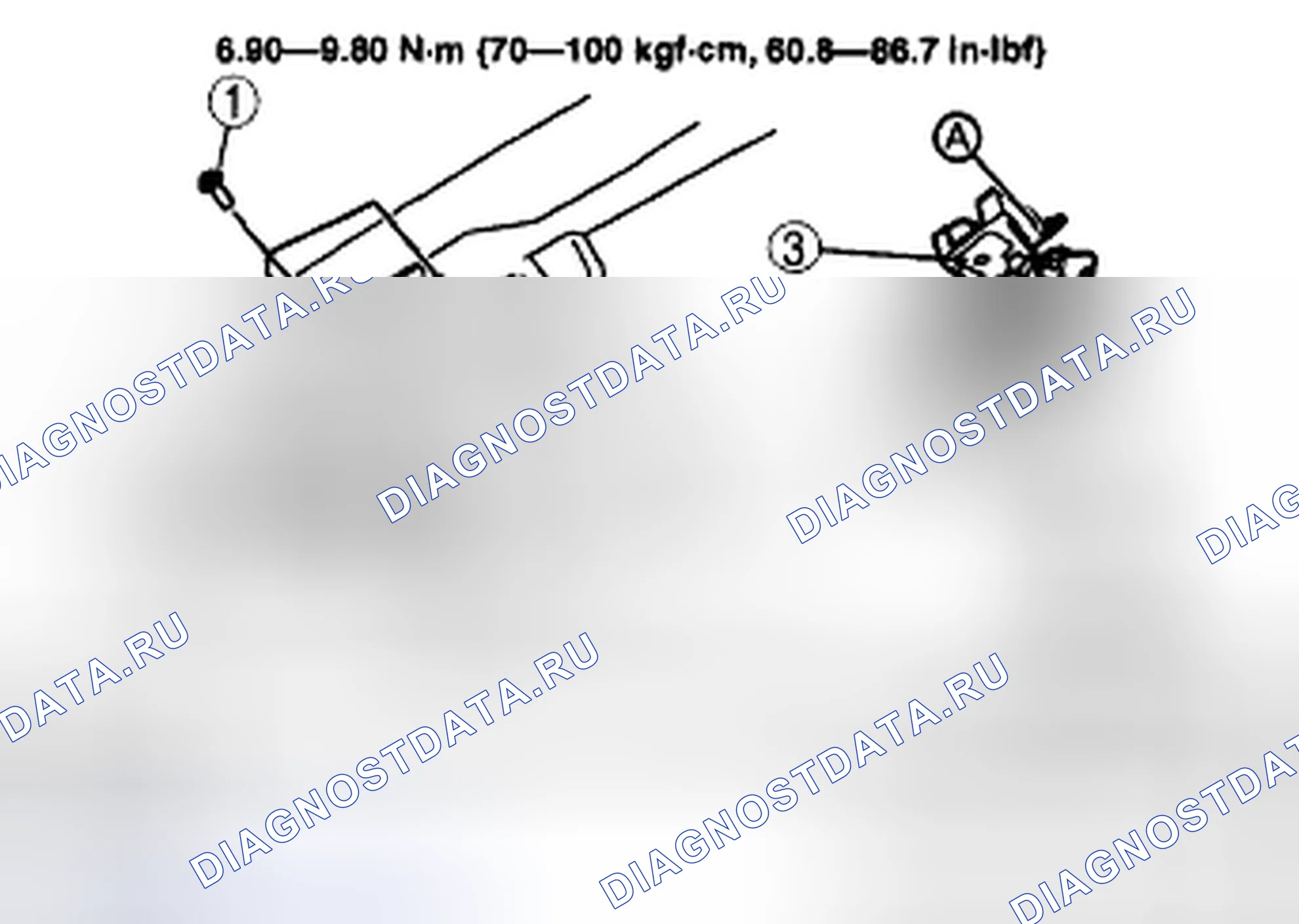 Рис. 45: СНЯТИЕ / УСТАНОВКА ПРИВОДА ЗАМКА И ЗАЩЕЛКИ дверь багажника. Mazda CX-7 I