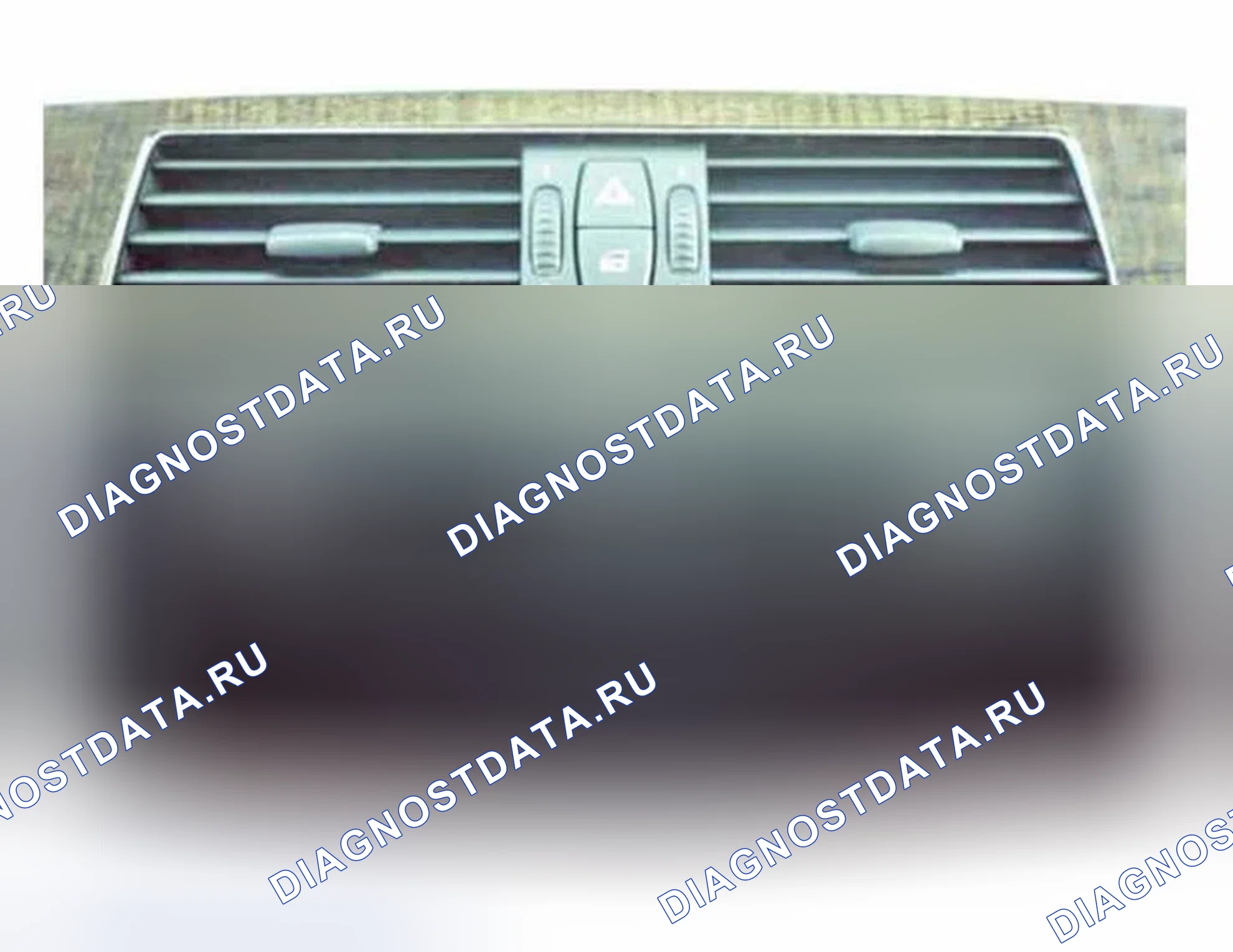 Рис. 1: Автомобильный коммуникационный компьютер. BMW M6 E63/E64
